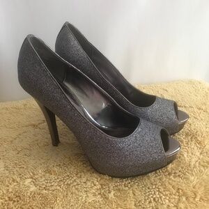 Jacqueline Ferrar Pewter Glitter Heels